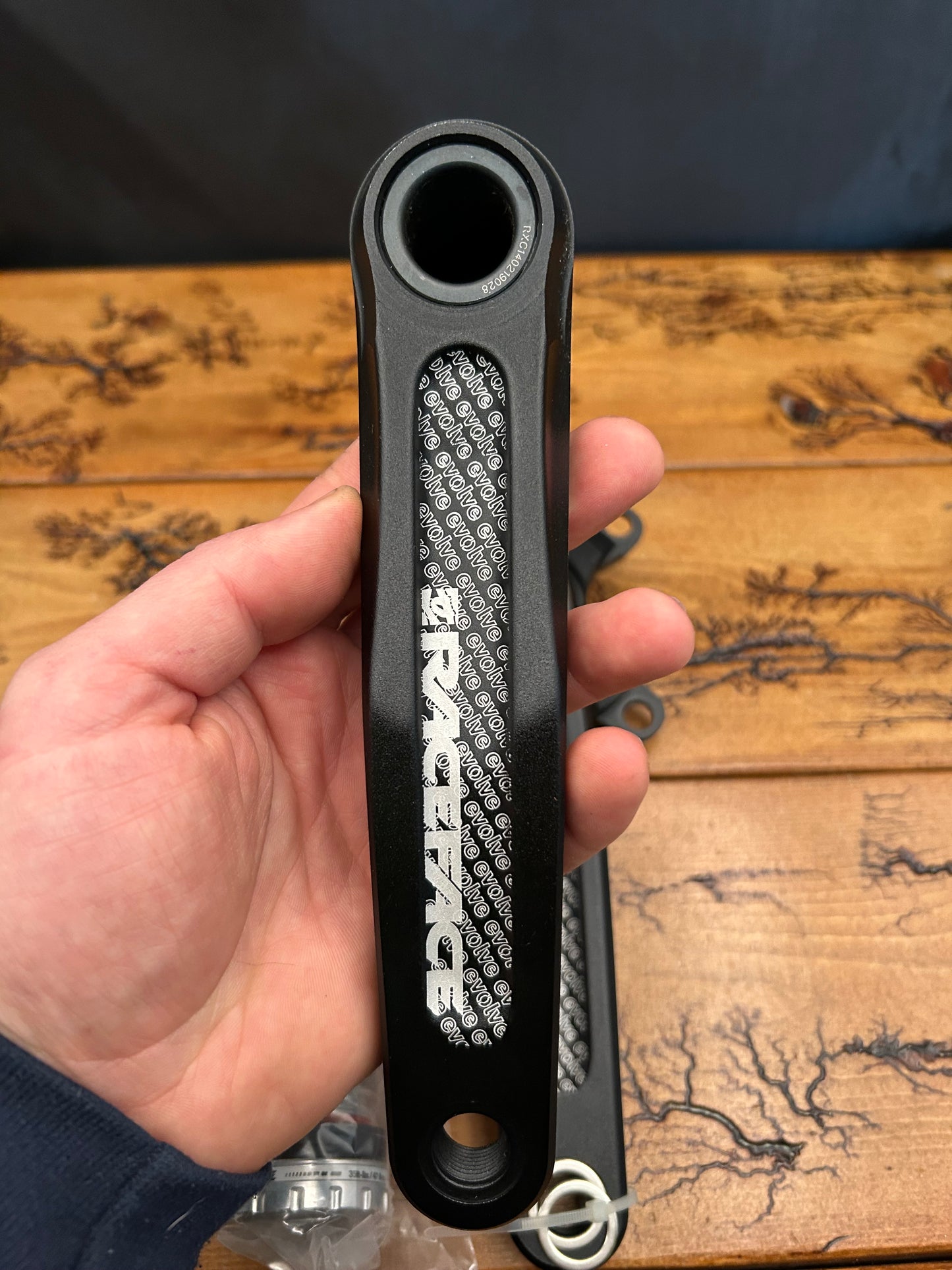 Raceface Evolve Triple 104/64 BCD 175mm Crankset With Bottom Bracket NOS