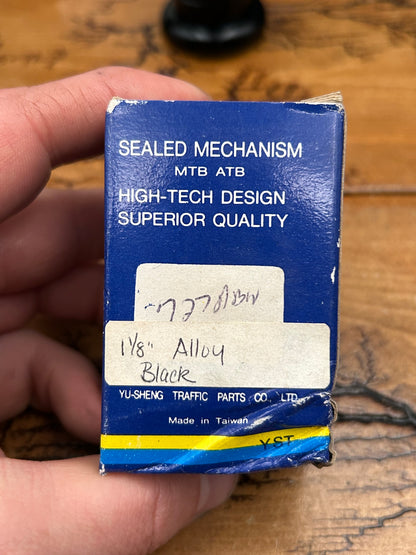 YST 1 1/8 Inch Black Threaded Headset NOS