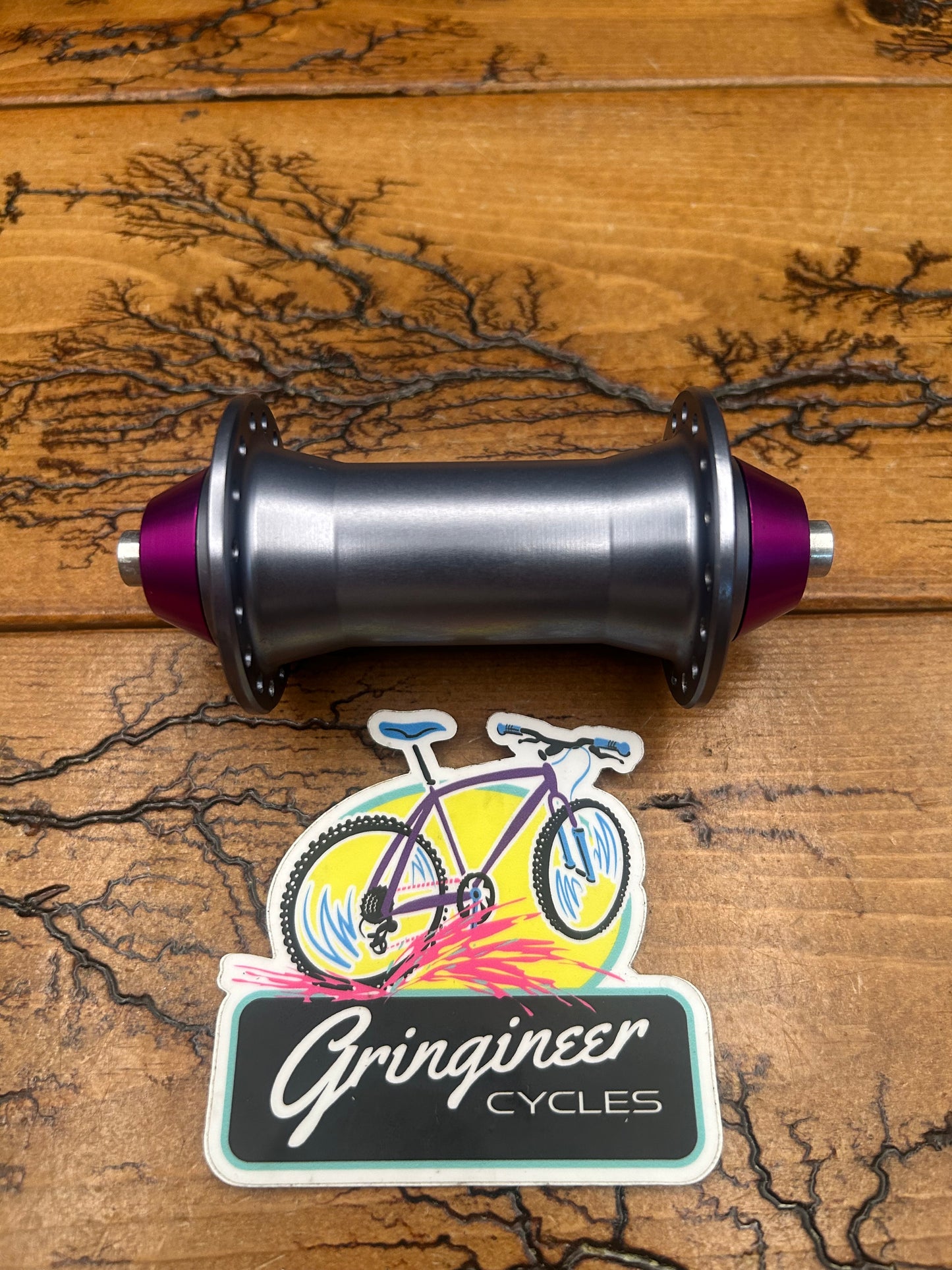 Ringle Super Bubba 32 Hole Gray With Purple End Caps Front Hub