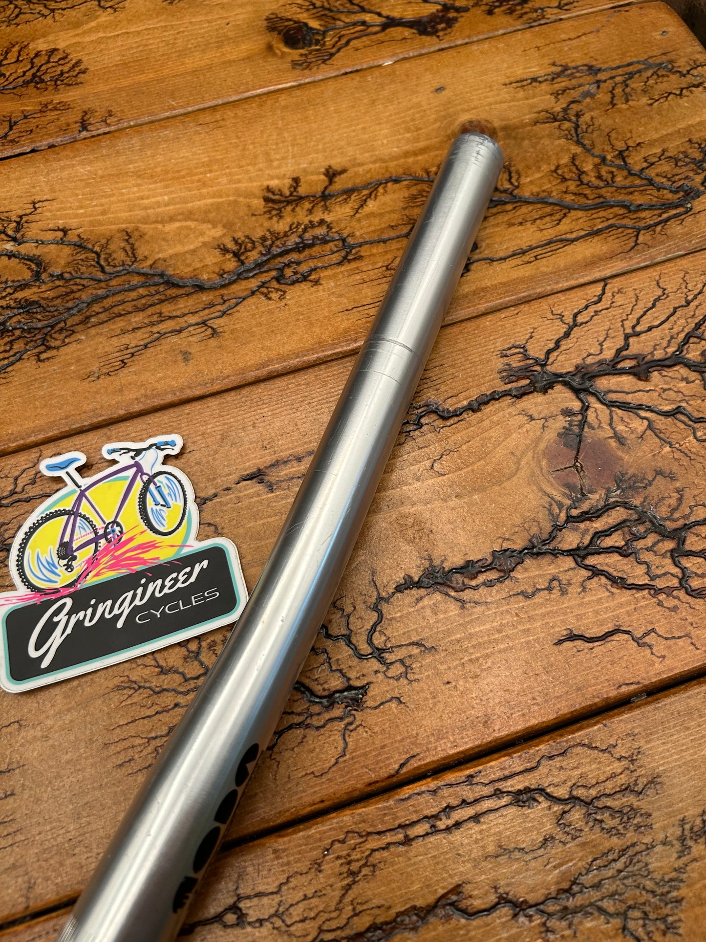 Coda 585mm 25.4mm Silver Aluminum Handlebar