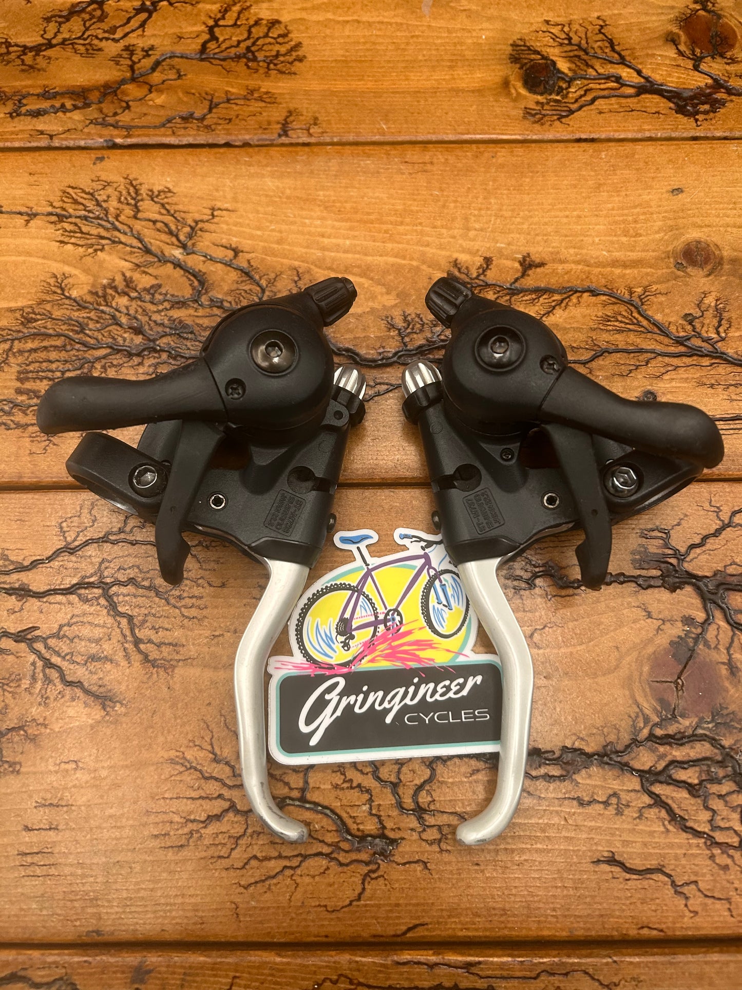 Shimano Deore XT ST-M738 3x8 Shifter Brake Lever Set