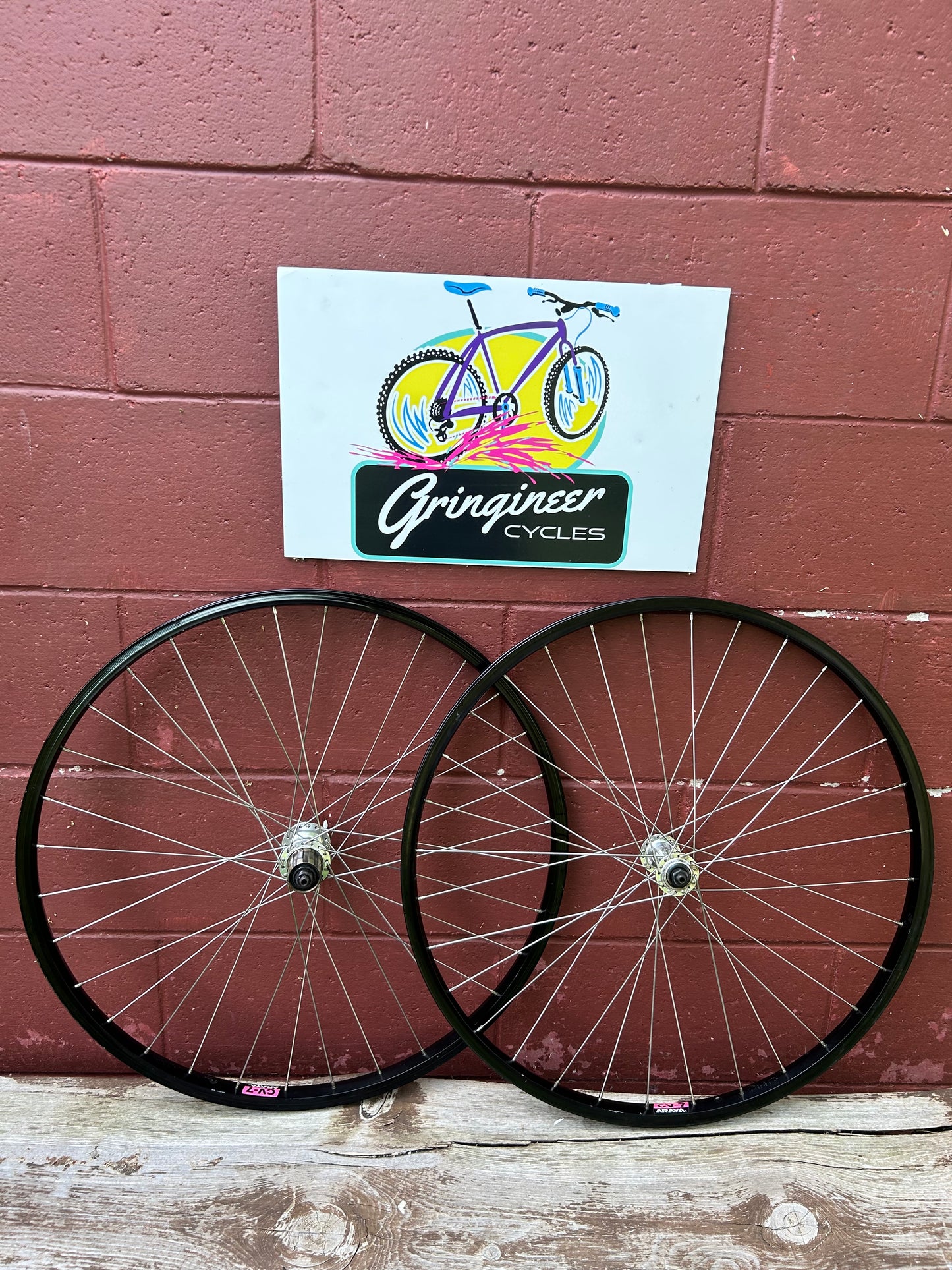Araya CV-7 Shimano Deore DX M650 26" Wheelset