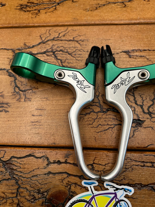 Real Design Silver and Green Brake Levers
