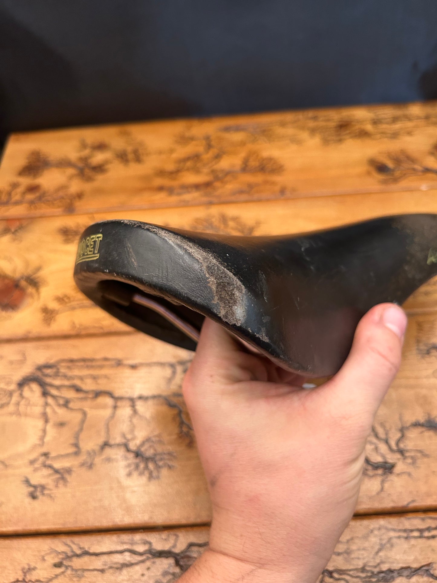 Avocet Racing 1 Leather Saddle