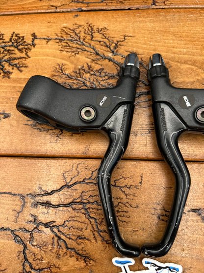 Shimano Deore XT BL-M733 Brake Levers With Hoods