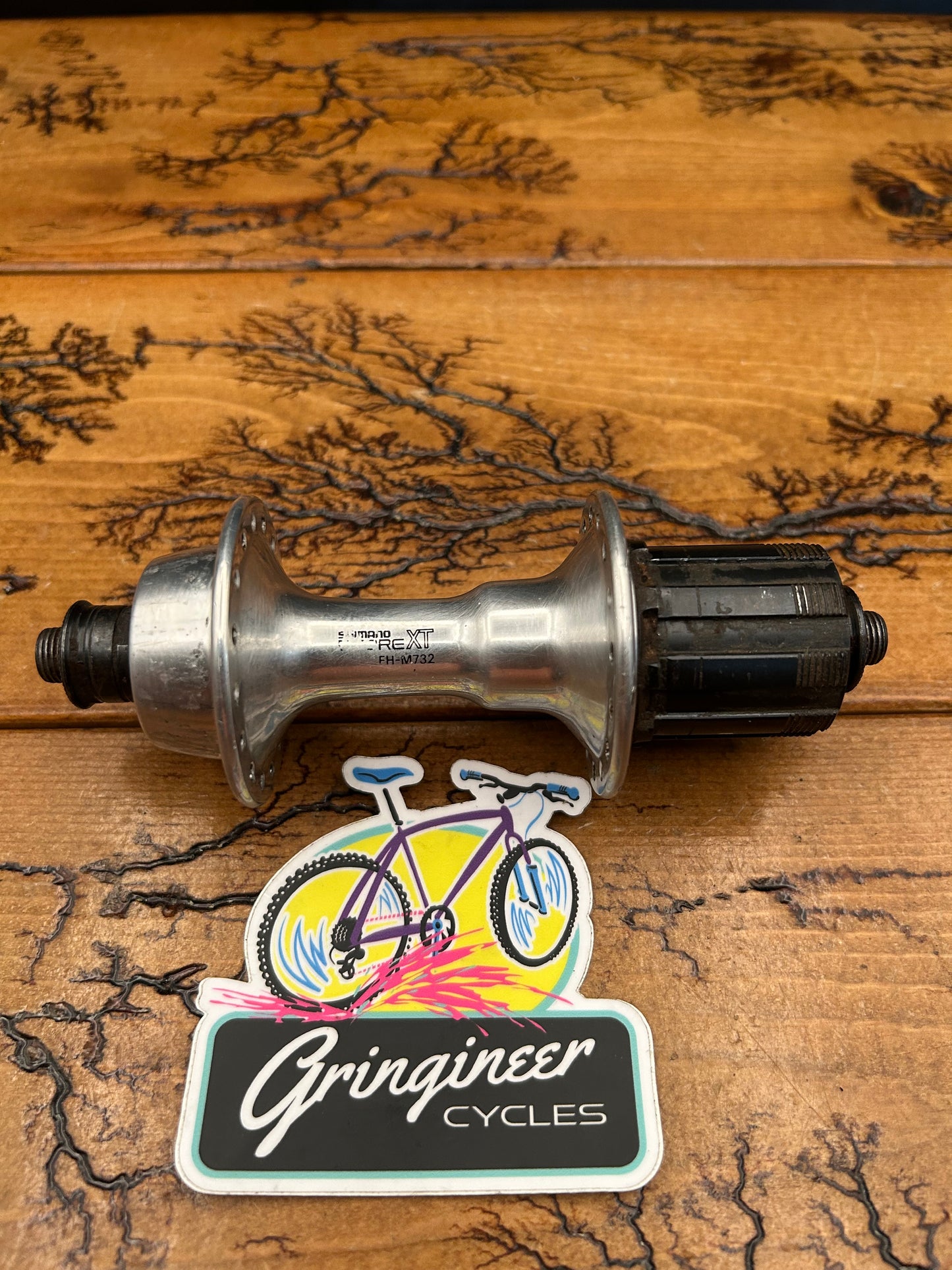 Shimano Deore XT M732 32 Hole 135mm Rear Hub