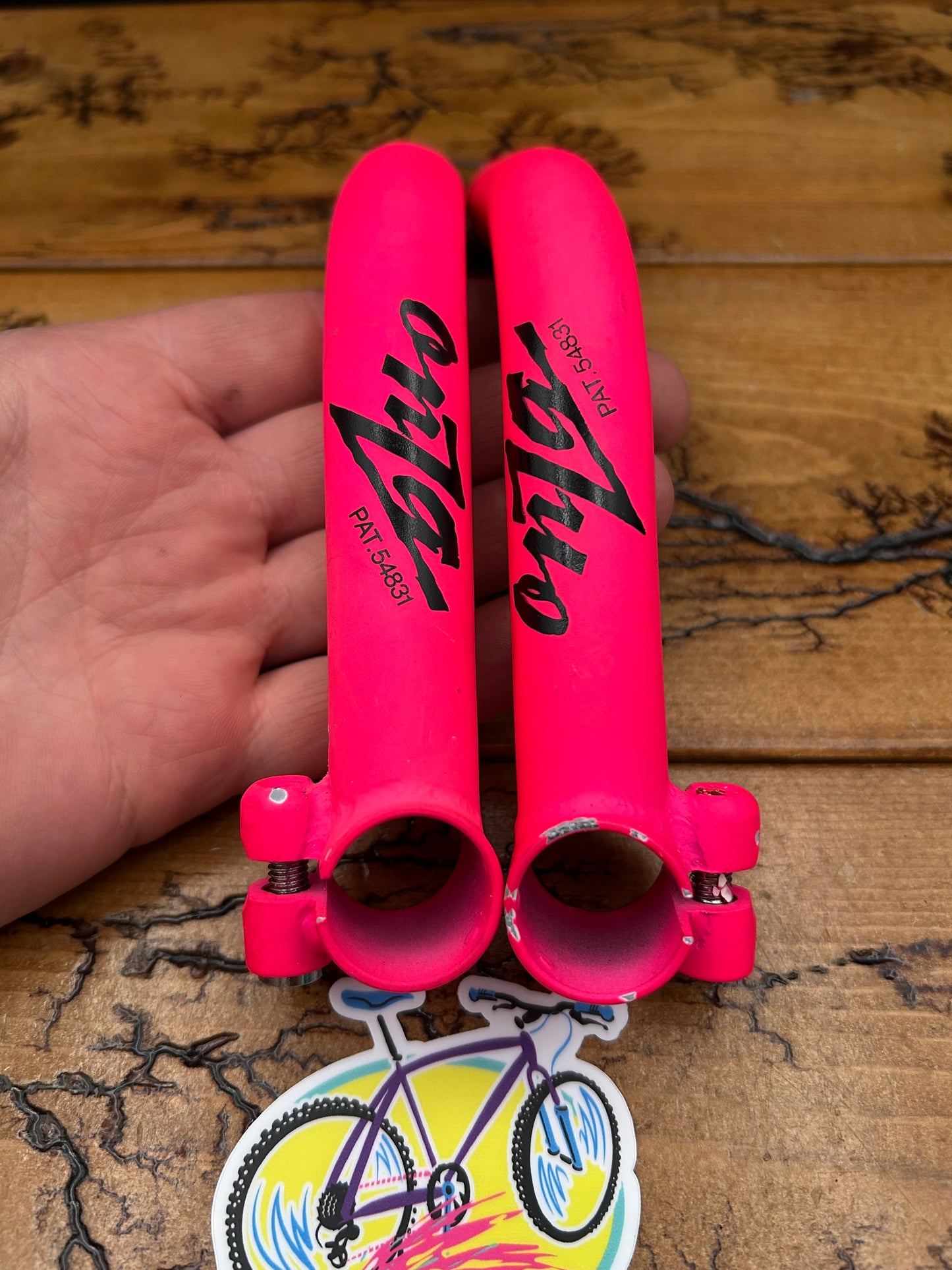 Onza Neon Pink Steel Bar Ends