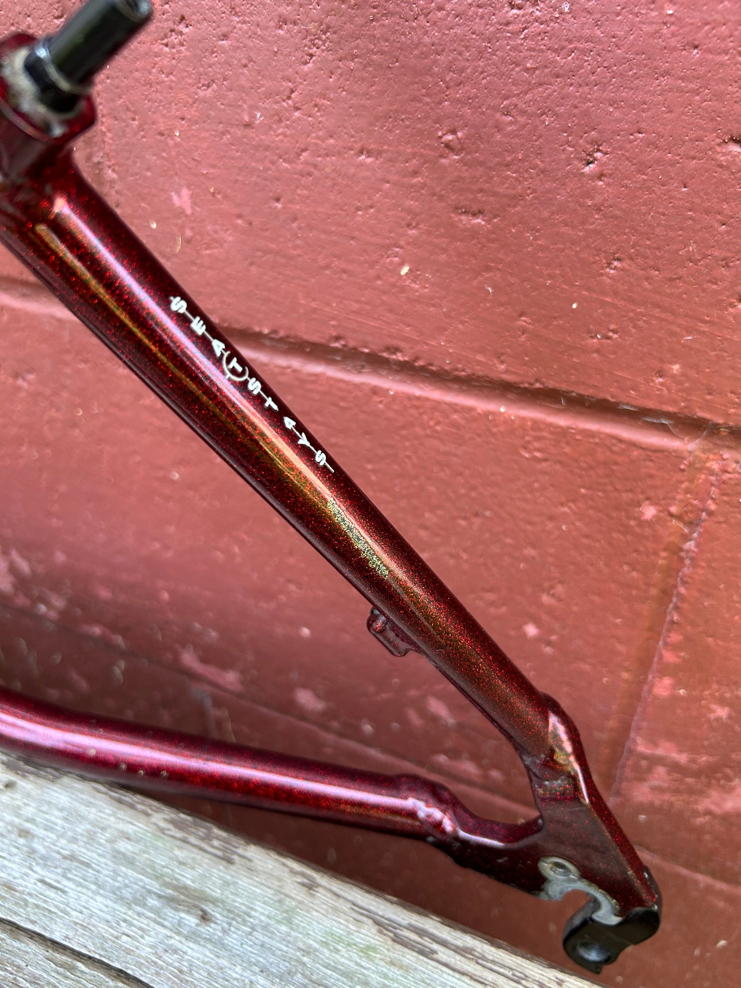1998 19" Schwinn Homegrown Factory Red Bass Boat Frame