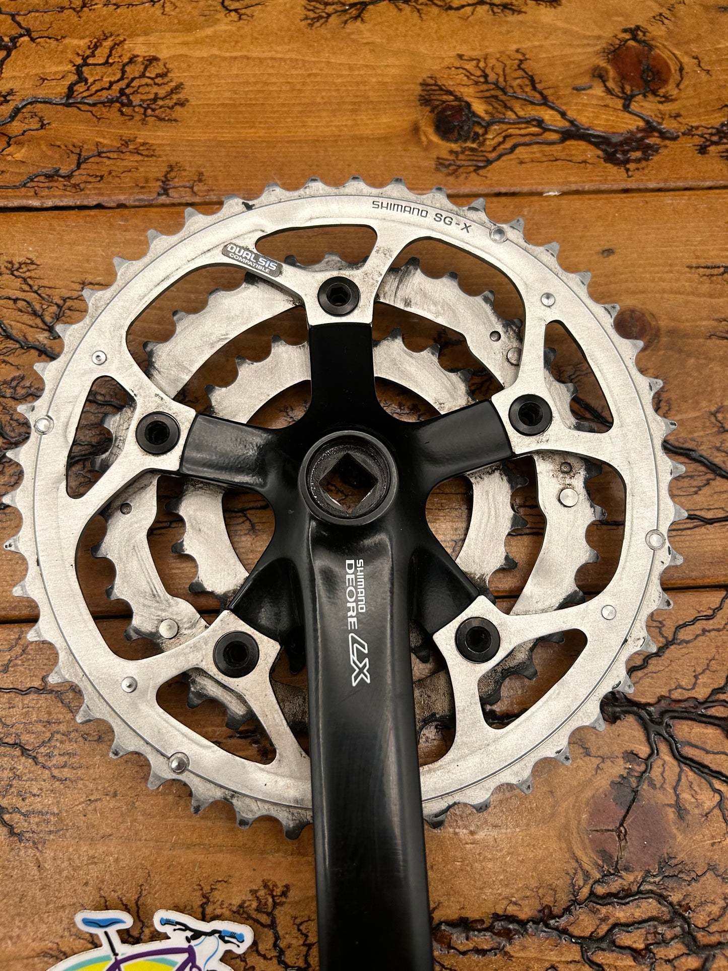 Shimano Deore LX FC-M560 46/36/26 175mm Black Crankset