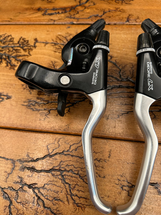 Shimano Deore LX ST-M560 3x7 Shifters and Brake Levers