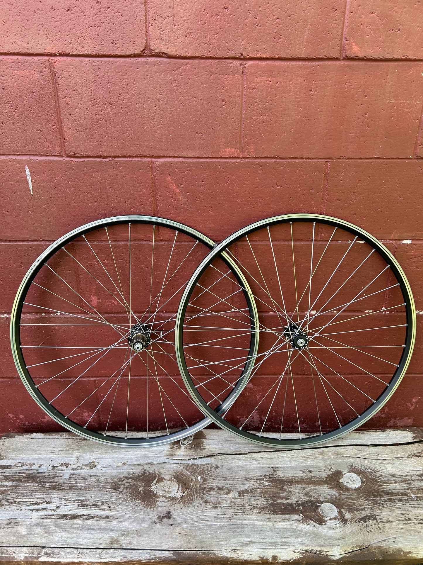 Campagnolo Record 700c 32 Spoke QR Rim Brake Wheelset