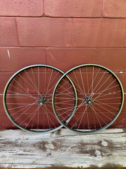 Campagnolo Record 700c 32 Spoke QR Rim Brake Wheelset