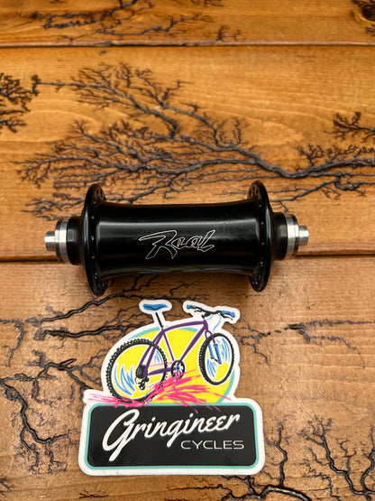 Real Design Black 32 Hole Front Hub