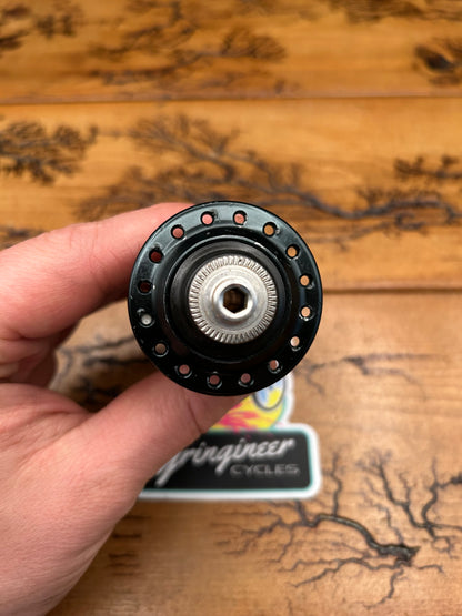 Real Design Black 32 Hole Front Hub