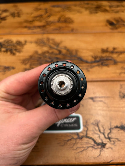 Real Design Black 32 Hole Front Hub