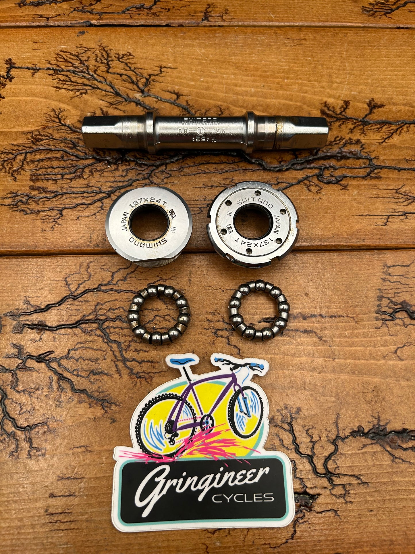 Shimano 68x121.5mm Englished Threaded Square Taper Bottom Bracket