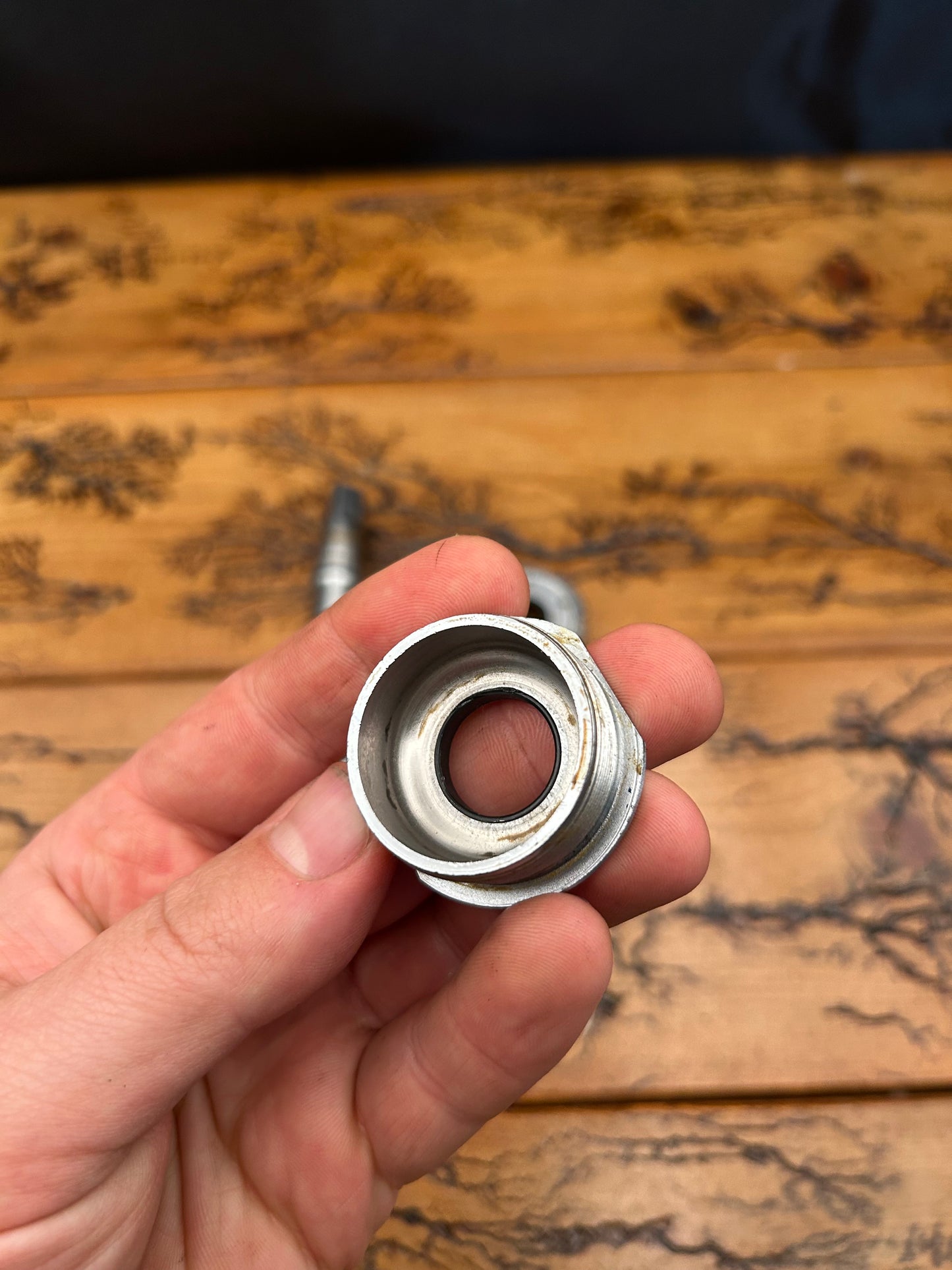 Shimano 68x121.5mm Englished Threaded Square Taper Bottom Bracket
