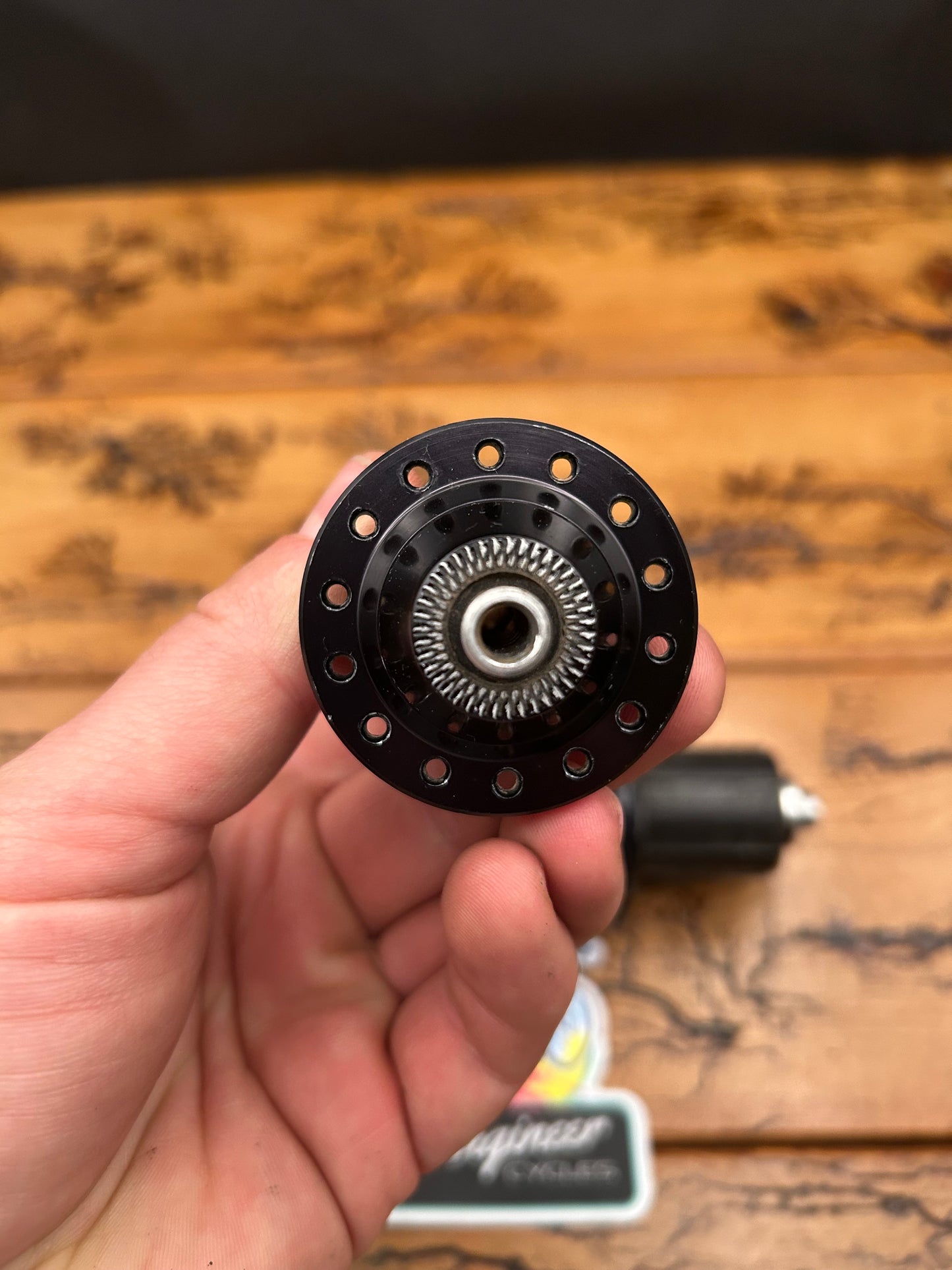 Sun Ringle 439 Black 28/32 Hole 100/135mm  Hub Set