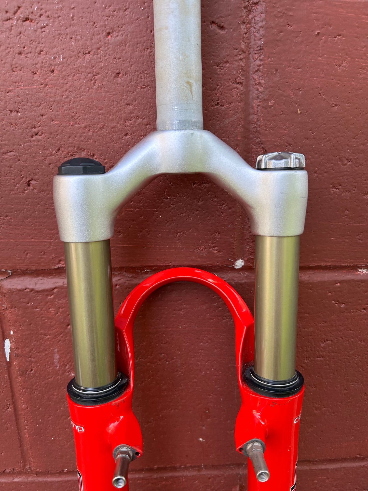 Manitou Skareb Comp 26" Rim or Disc Brake 1 1/8 Threadless Suspension Fork