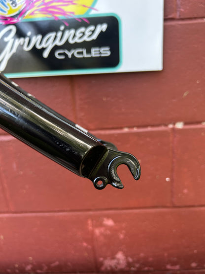 Surly 26" 1 1/8 Inch Threadless Black Rigid Fork