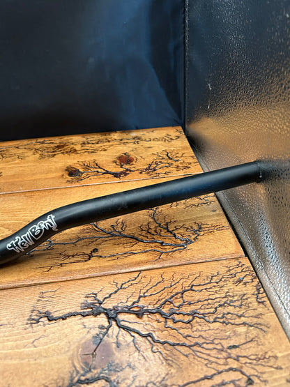 Titec Hell Bent 645mm 25.4mm Riser Handlebar