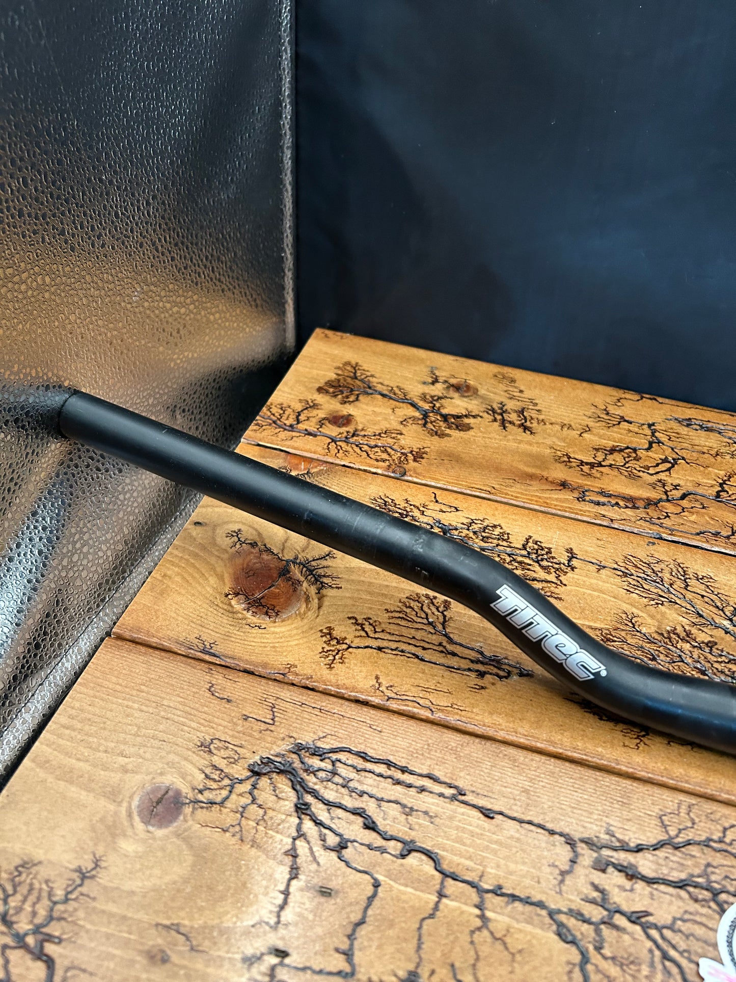 Titec Hell Bent 645mm 25.4mm Riser Handlebar