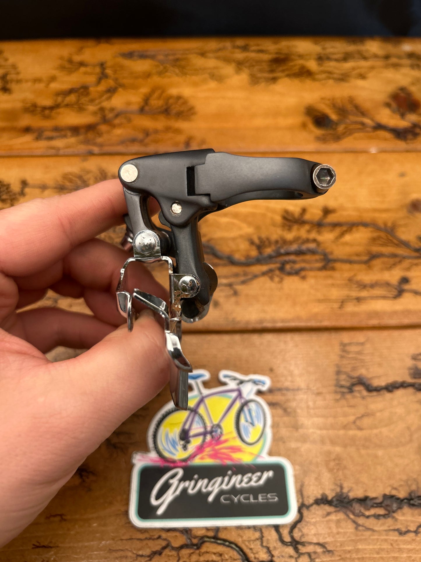 Shimano XTR FD-M953 28.6mm Top Pull Front Derailleur