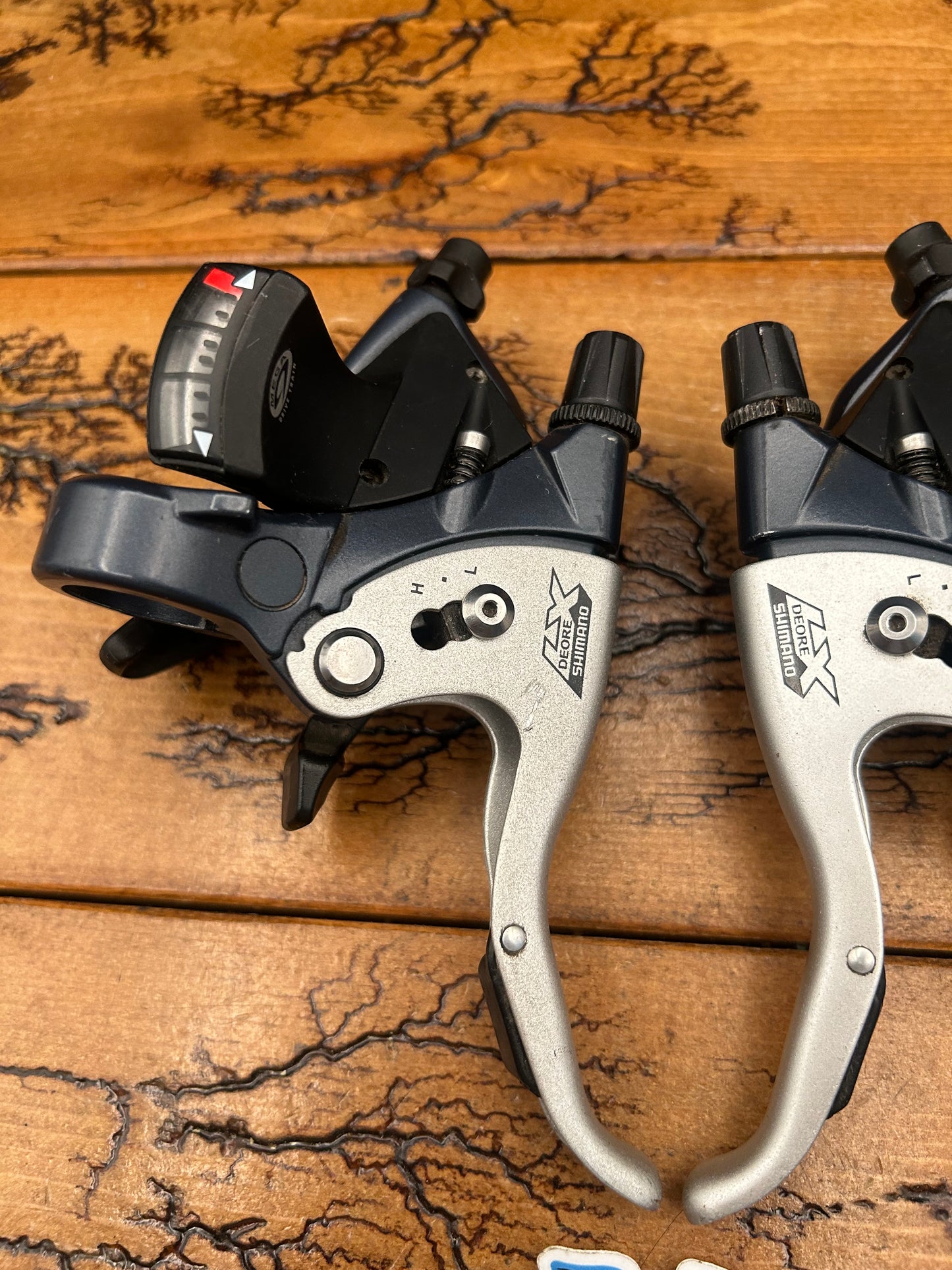 Shimano Deore LX ST-M570 3x9 Shifter Brake Lever Combo