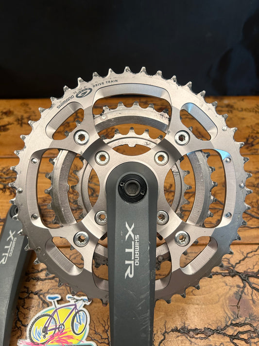 Shimano XTR FC-M952 46/34/24 175mm Crankset
