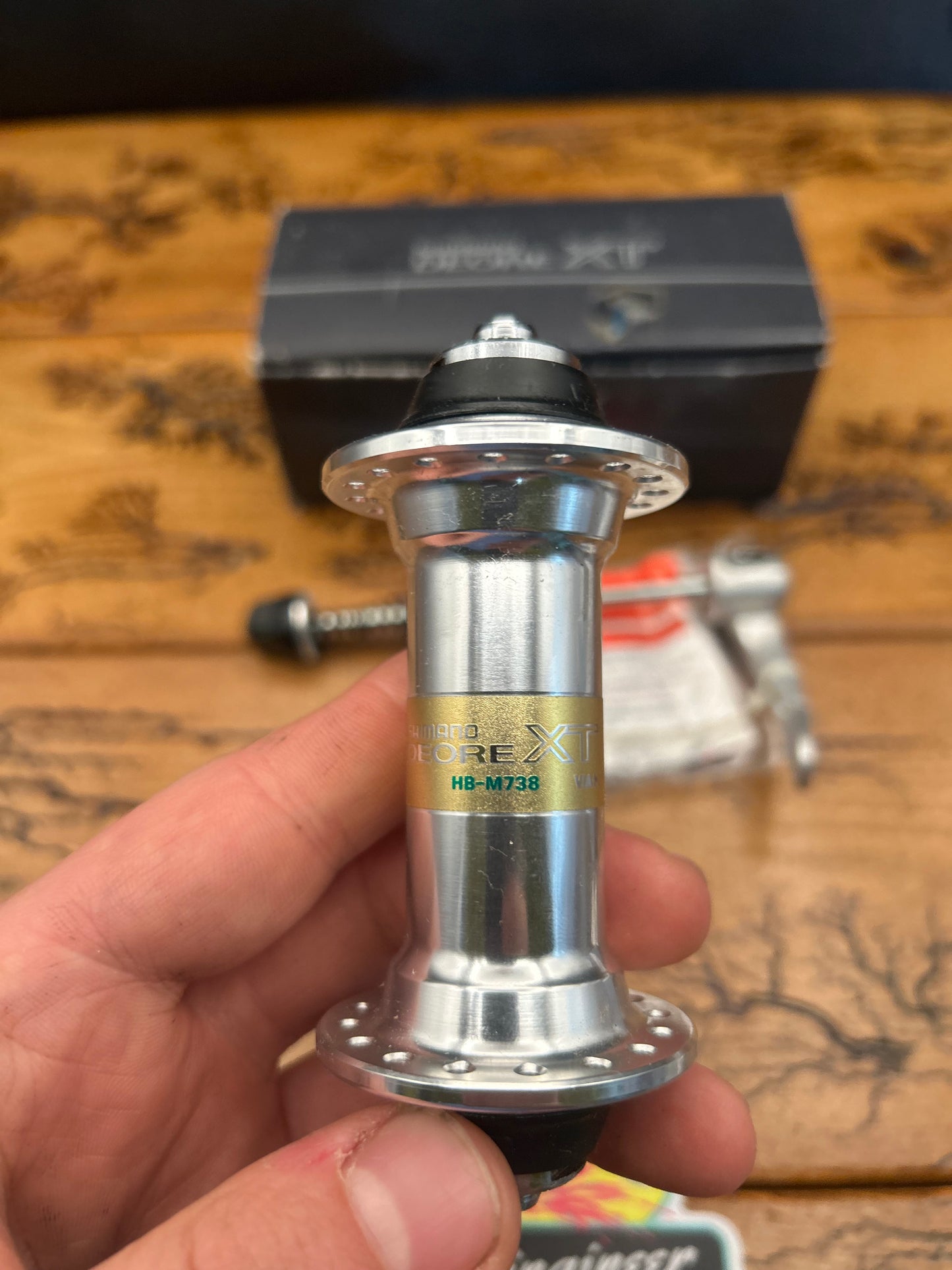 Shimano Deore XT HB-M738 32 Hole Front Hub NOS