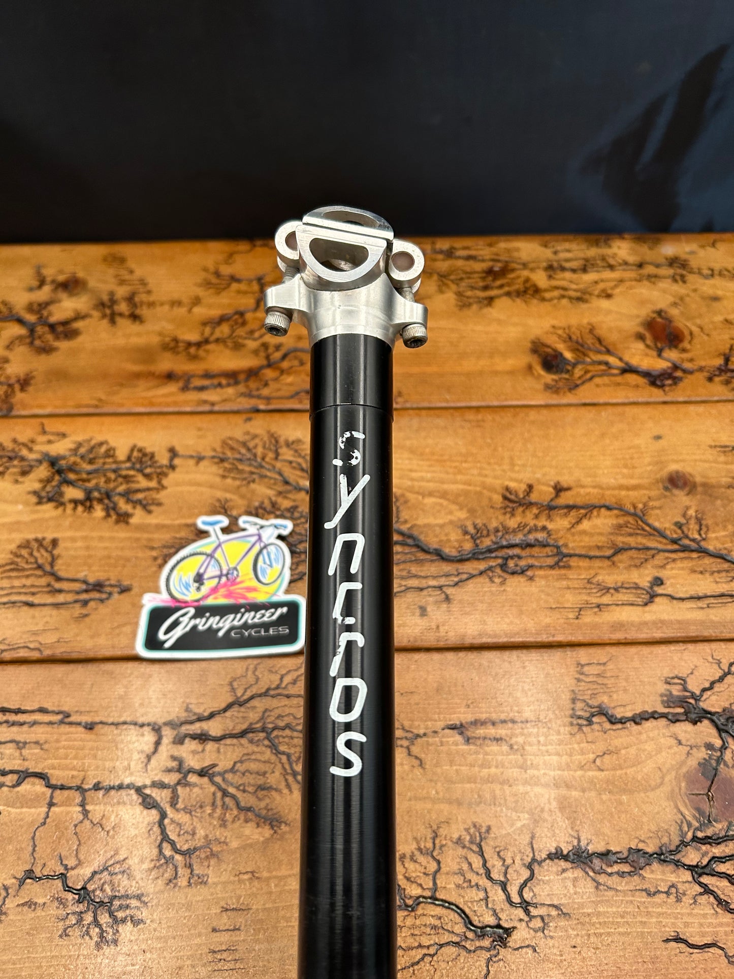 Syncros 26.8mm x 425mm Black Seatpost