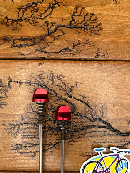 Ringle Red Titanium Twister Quick Release Skewer Set