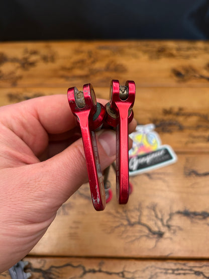 Ringle Red Titanium Twister Quick Release Skewer Set