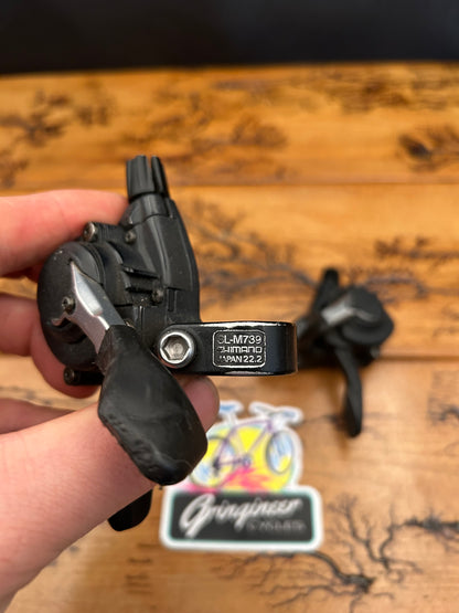Shimano Deore XT SL-M739 3x8 Trigger Shifters