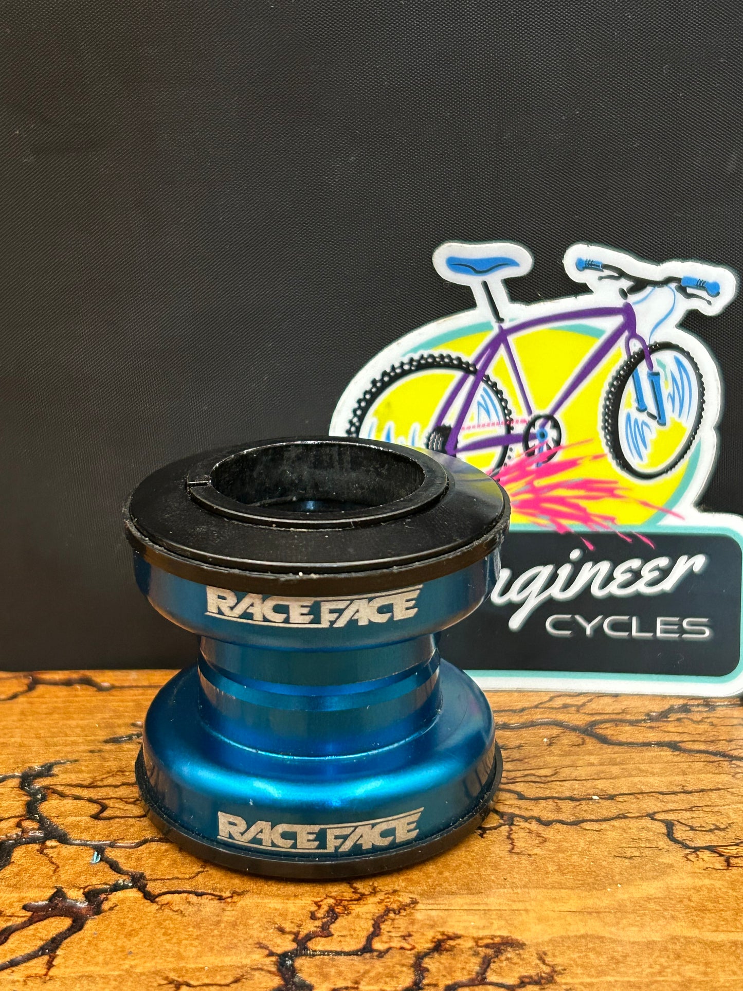 Raceface Real Seal Royal Blue Anodized 1 1/8 Inch Threadless Headset