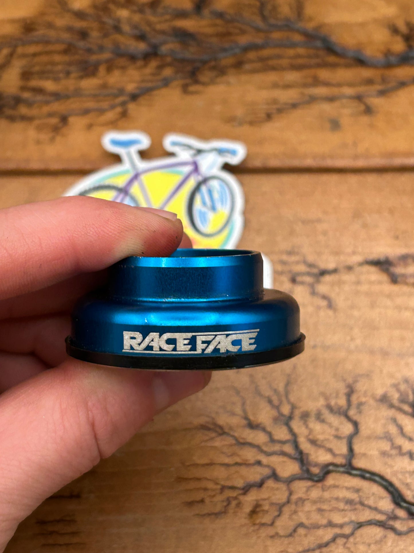 Raceface Real Seal Royal Blue Anodized 1 1/8 Inch Threadless Headset