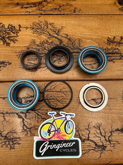 Raceface Real Seal Royal Blue Anodized 1 1/8 Inch Threadless Headset