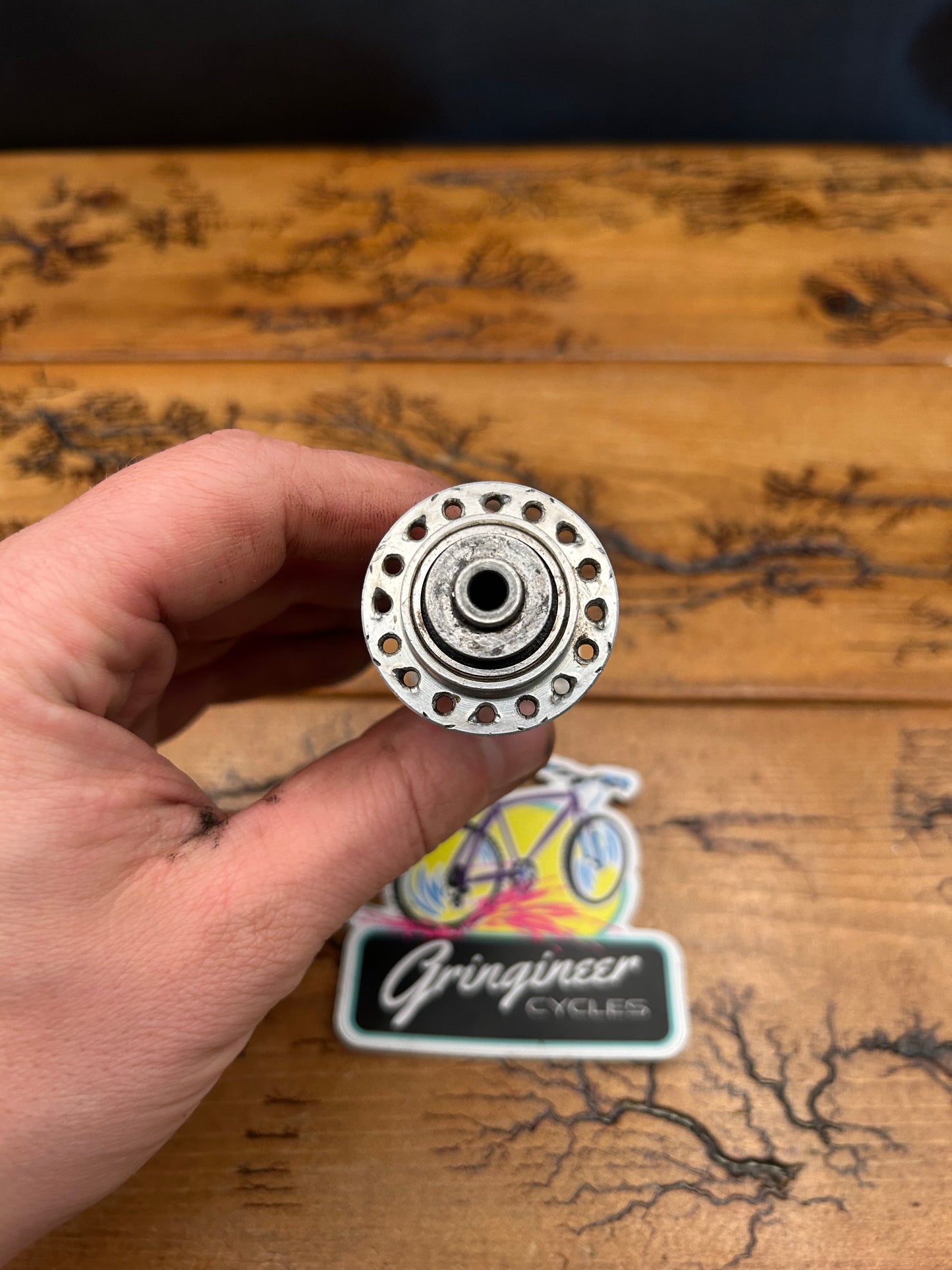 Nuke Proof Carbon Shell 32 Hole Front Hub