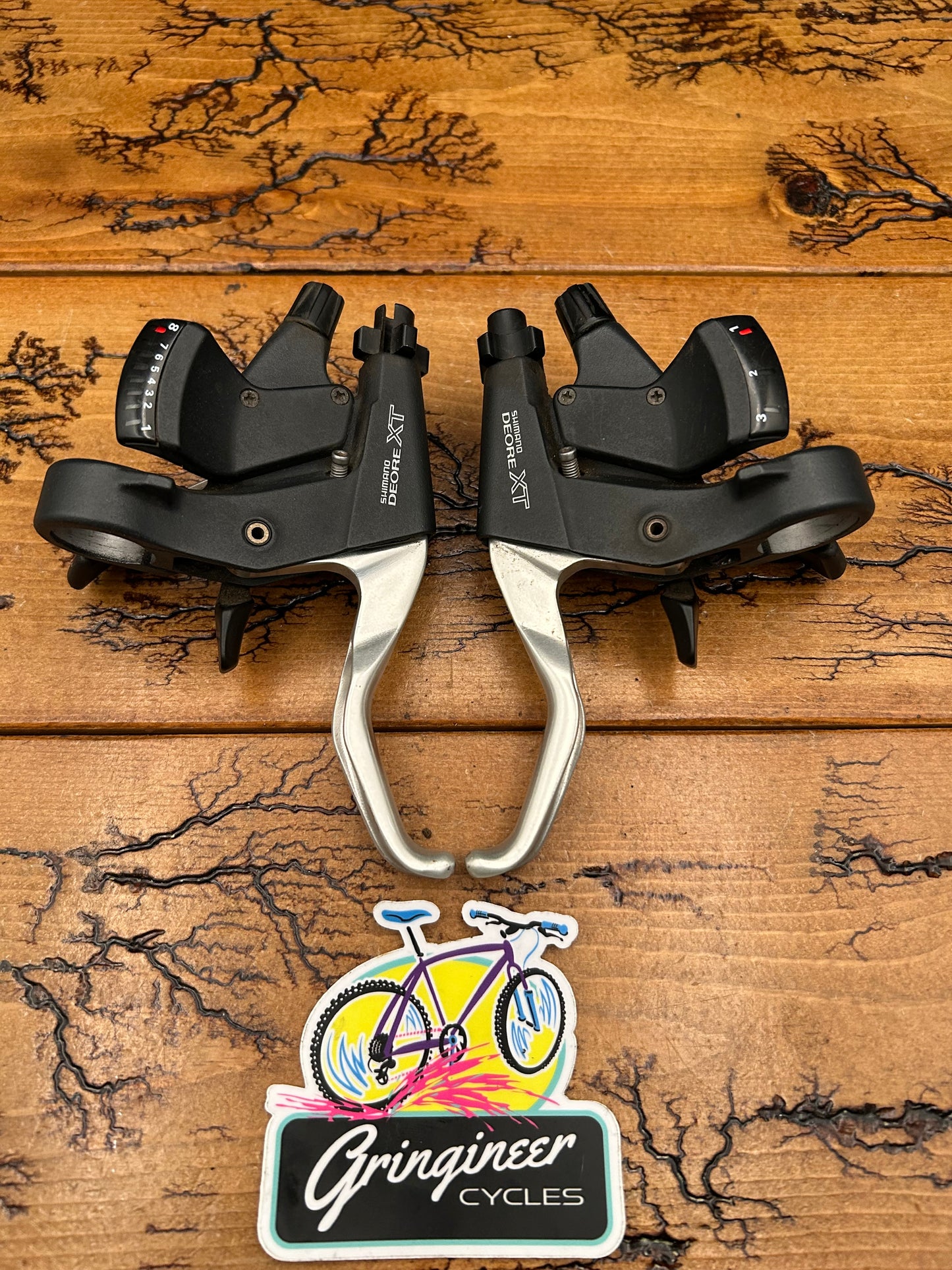 Shimano Deore XT ST-M739 3x8 Speed Shifters and Brake Levers