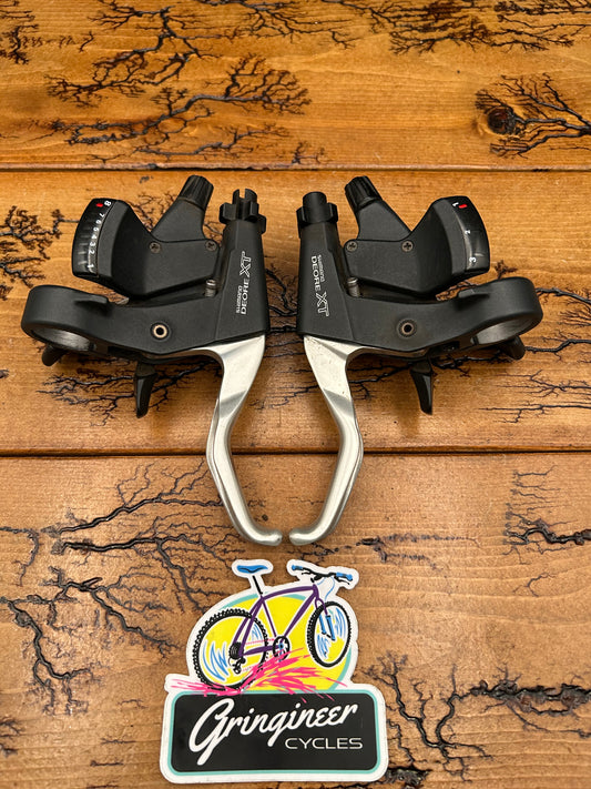 Shimano Deore XT ST-M739 3x8 Speed Shifters and Brake Levers