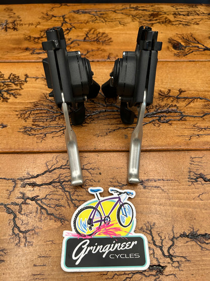Shimano Deore XT ST-M739 3x8 Speed Shifters and Brake Levers