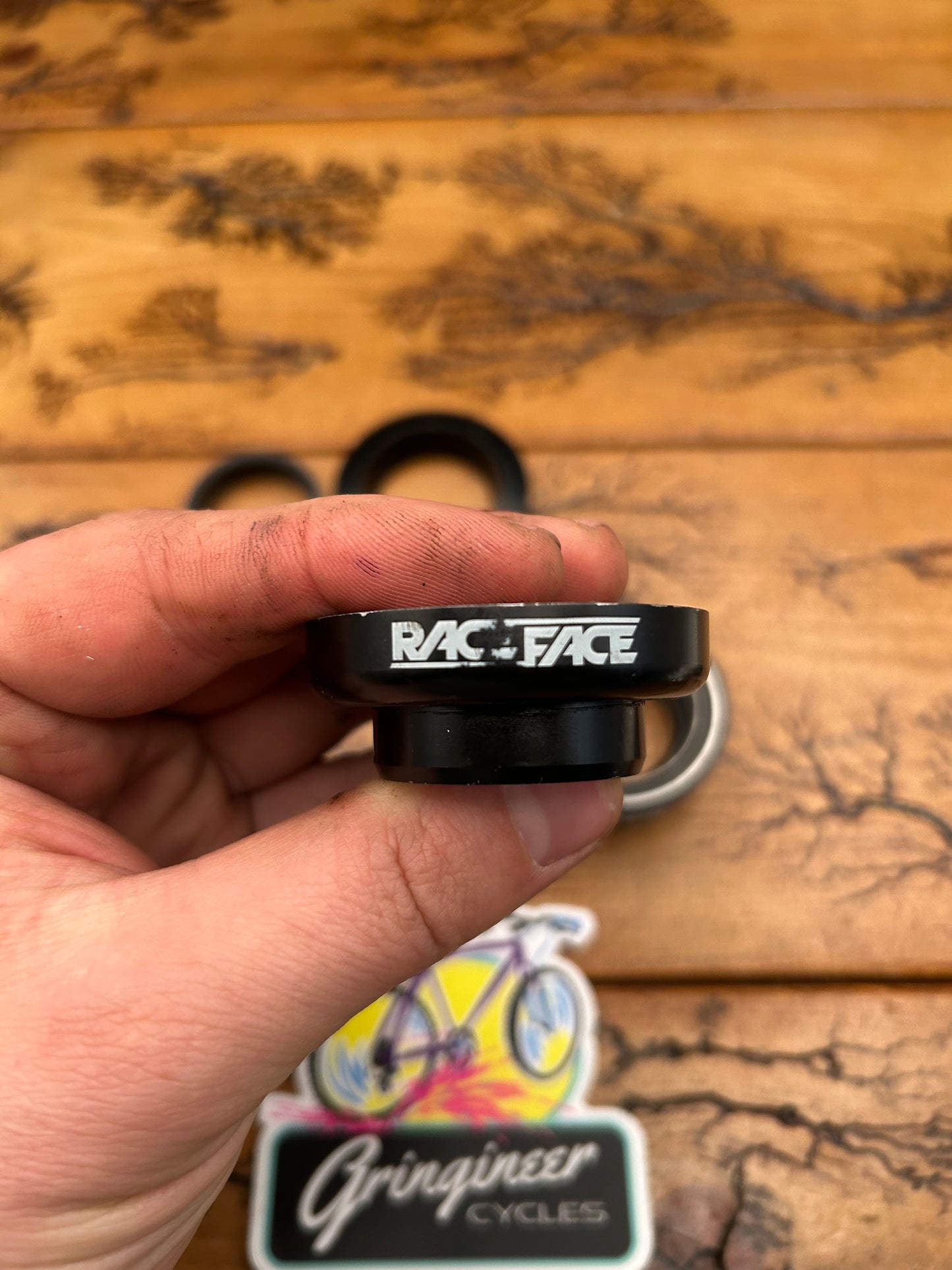 Raceface Real Seal Black 1 1/8 Inch Threadless Headset
