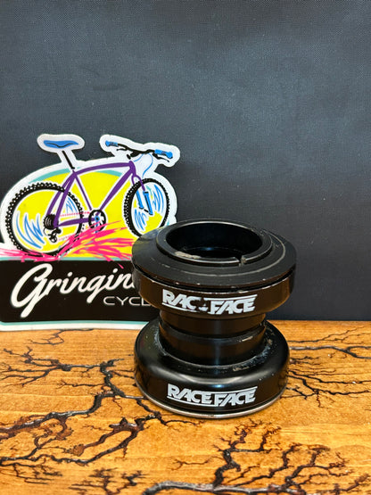 Raceface Real Seal Black 1 1/8 Inch Threadless Headset