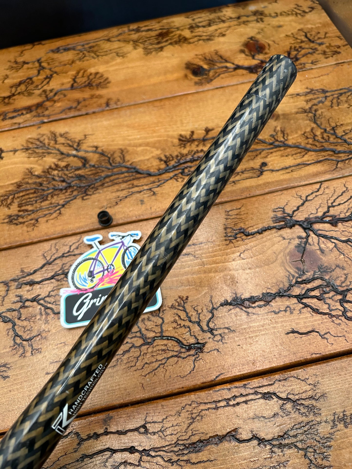 Kinesis Composite Carbon Kevlar 585mm 25.4mm Handlebar