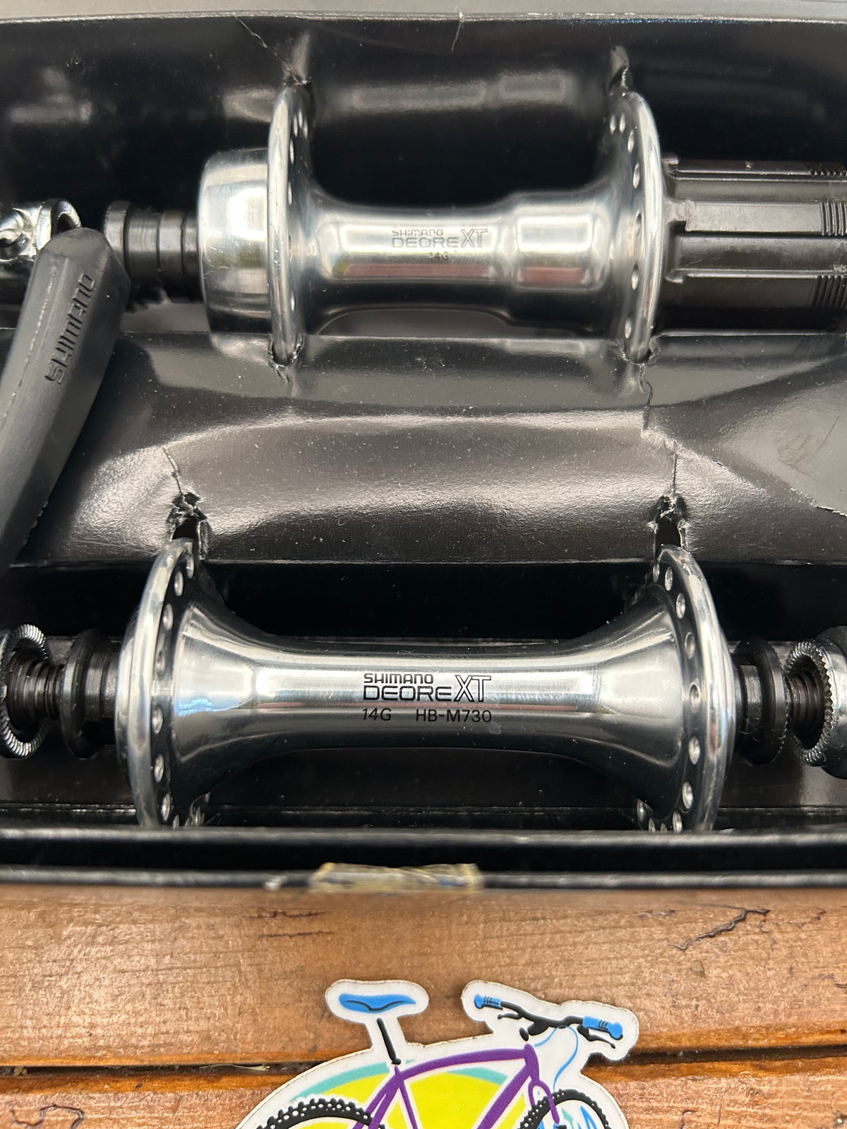 Shimano Deore XT M730 36 Hole 100/130 Hub Set NOS