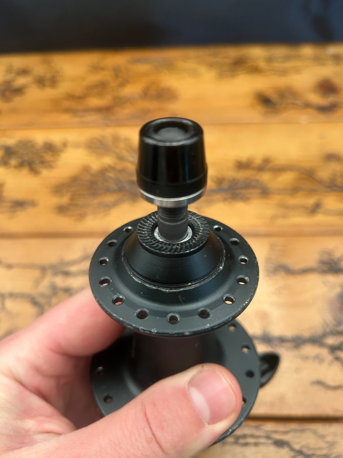 Specialized Stout 32 Hole 6 Bolt Disc 9x100mm Front Hub