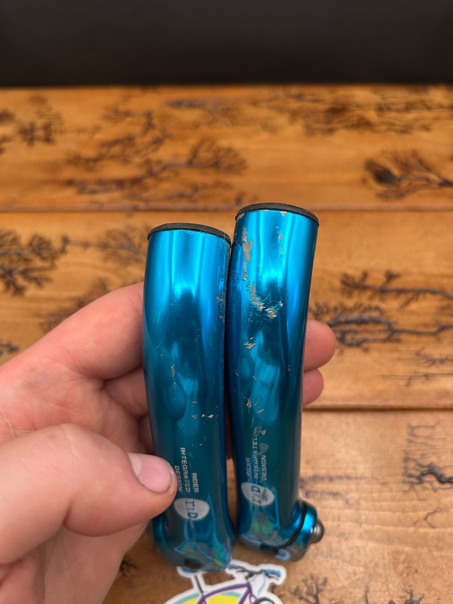 R.I.D Turquoise Barends