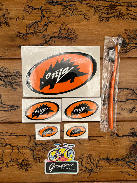 Onza Porcupine Sticker and Cleaning Brush Lot NOS