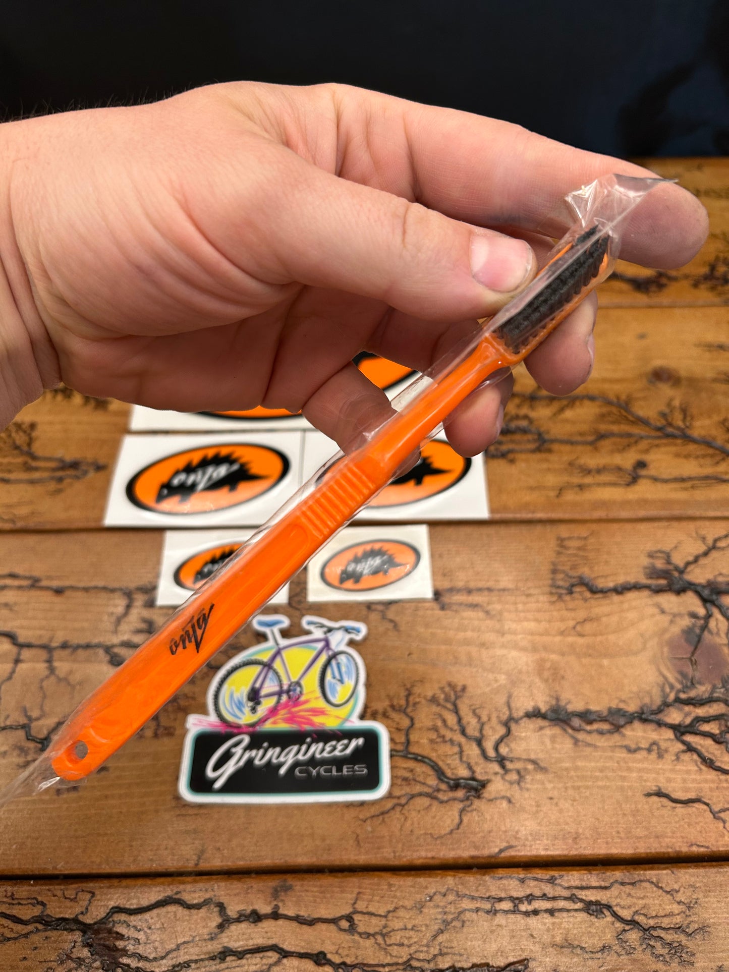 Onza Porcupine Sticker and Cleaning Brush Lot NOS