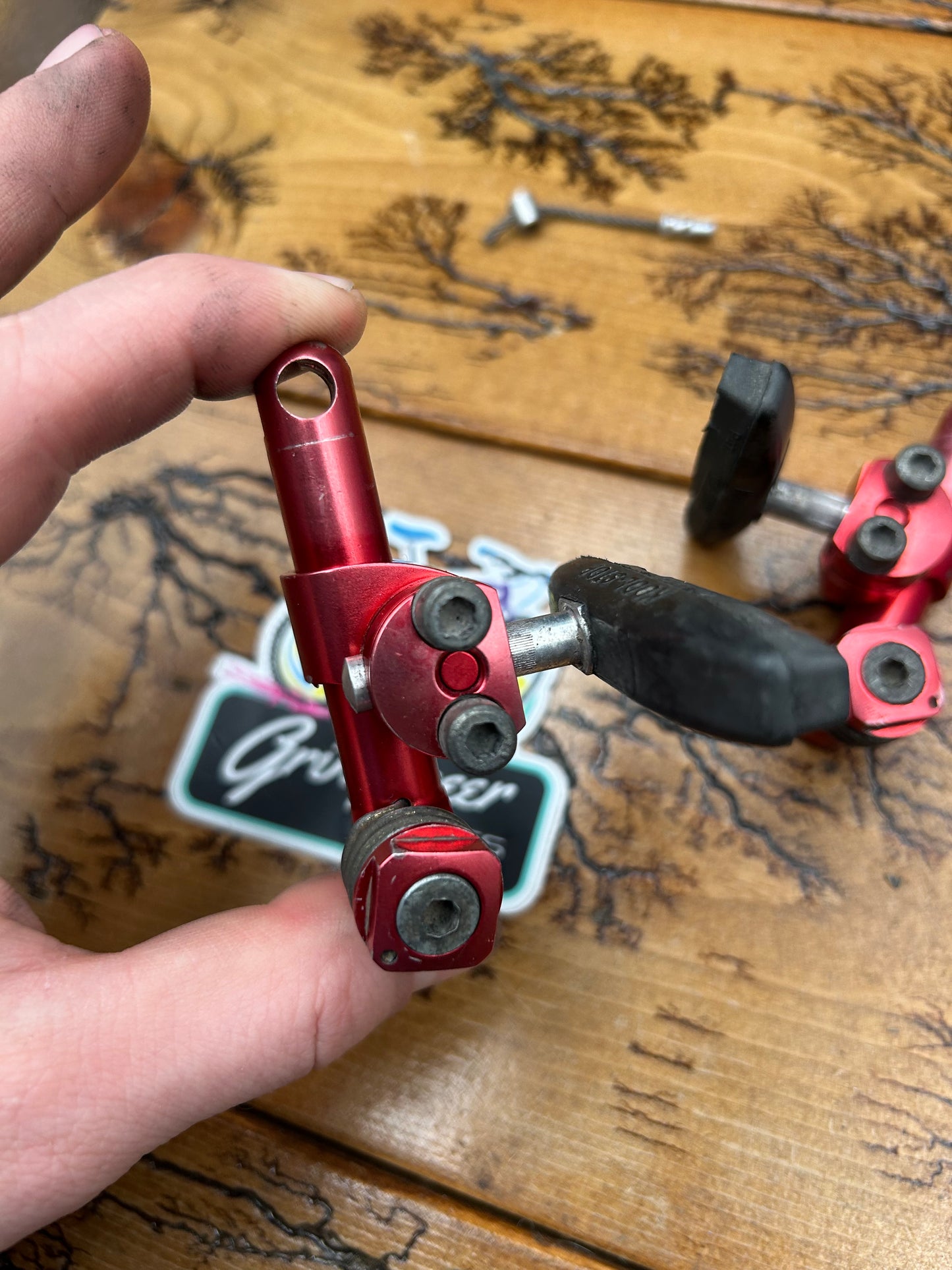 Avid Tri Align II Red ( Faded) Cantilever Brake